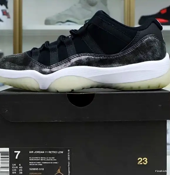 Air Jordan barons low 11 Jordan retro 0622